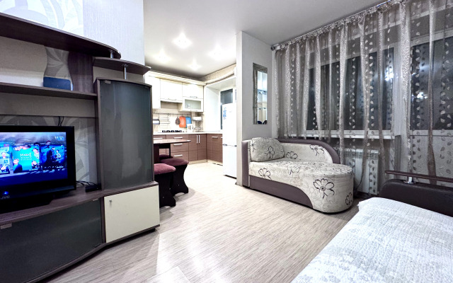 Квартира 2комнатная Студия YarApartments на Толбухина 31