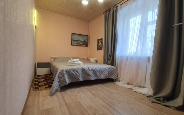 Квартира Уютная в Центре Пгт Верхнеднепровский Молодёжная 12