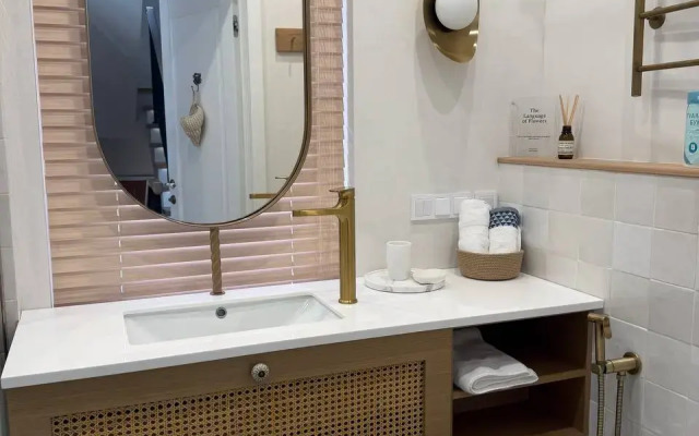 Вилла Семейный дом с террасой и видом на море