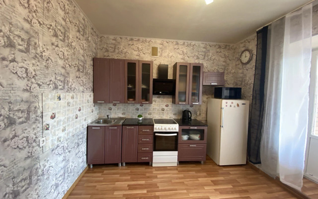 Prostornaya 9 Maya 24 Flat