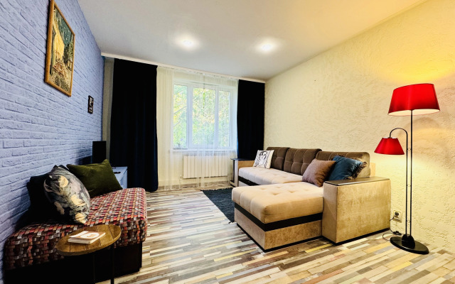 Myau Flat