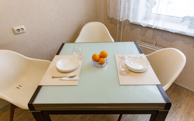 Bolshaya Sovremennaya Treshka U Zooparka Flat