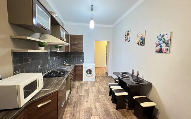 Na Ulitse Rozy Lyuksemburg 49 Flat