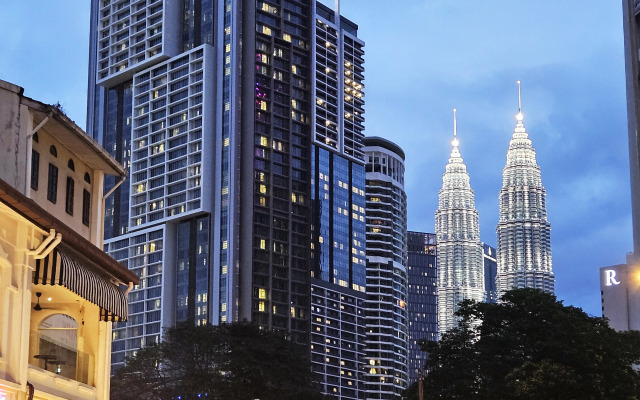 Отель HOME STYLE at Platinum Suites 2 KLCC Twin Towers