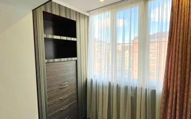 Квартира Огромная 100м² для семьи или компании