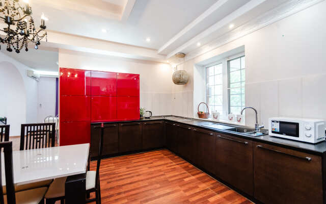 Dom S Basseynom I Saunoy V Khimkakh Starbeevo Private House
