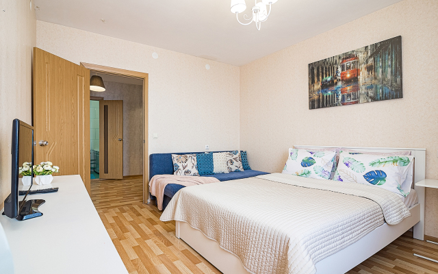 Апартаменты двухкомнатные c видом на Волгу на Волжской набережной  25, м.Cтрелка. Сова-Дом