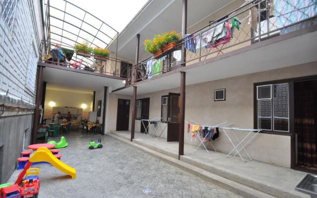 Anafoliya Guest House