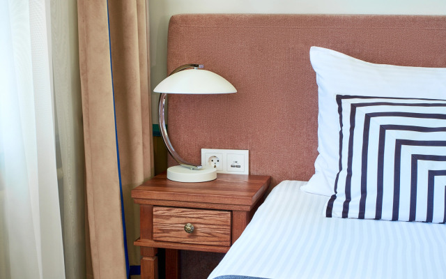 Отель Волхов