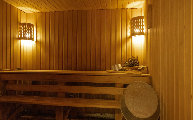 Yug Turist Guest house