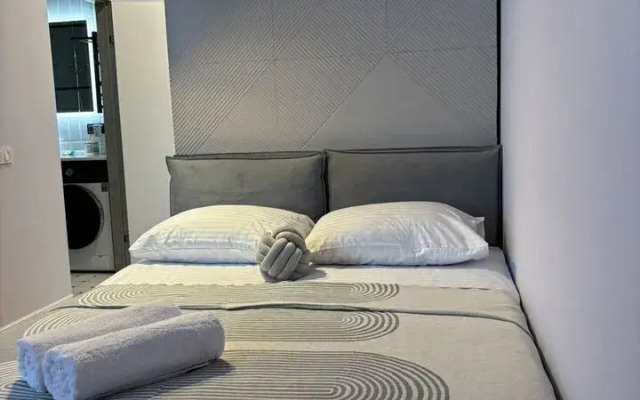 Квартира Cмaрт студия на Южном бульвapе