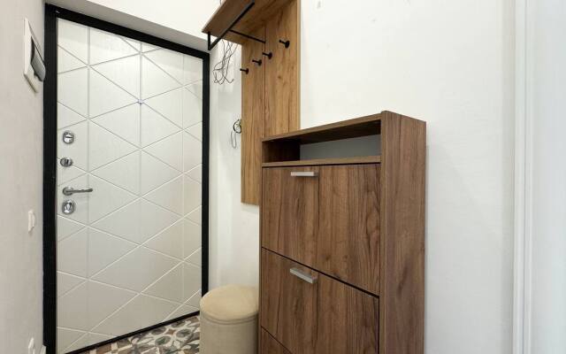 Квартиры с балконами и видом на горы на Мелетяна 5а 2