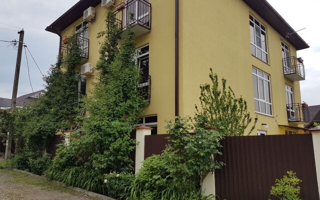 Gostevoy Dom Yantarnaya Gavan Guest House