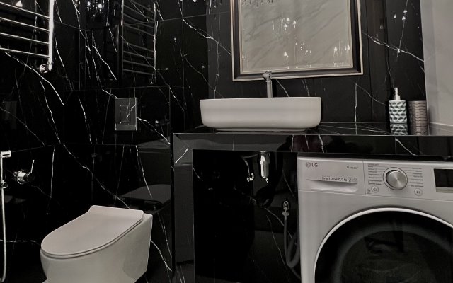 3-bedroom Vip Repina Street 4 Center Apartments
