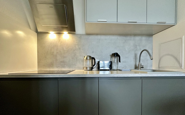 Yevro Dvushka V Zhk Artlayn Apartments