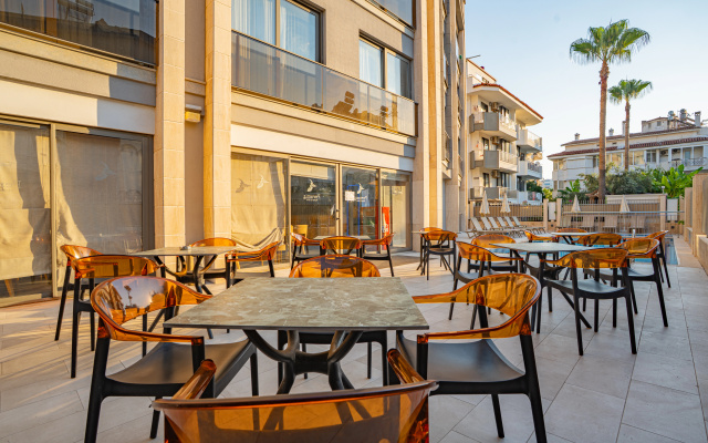 Peramis Hotel & Spa - Image 5