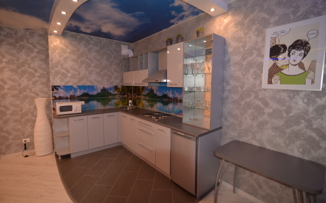 Prospekt Revolyutsii 9-A-239 Apartments