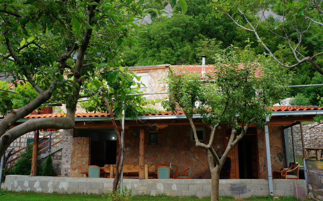 Апартаменты Old House Kontic