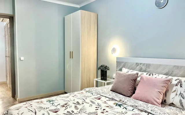 Apartamenty Dvuhkomnatnye Nice Flat