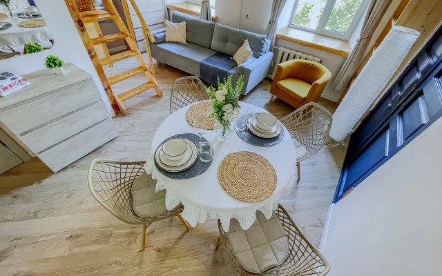 Studiya Green FOX v samom tsentre Astrakhani Flat