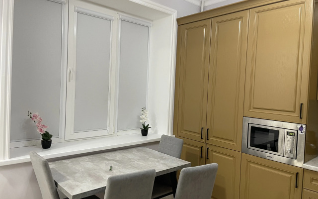 Квартира у набережной