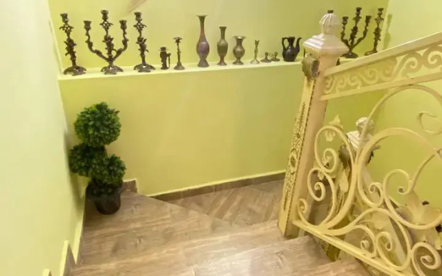 Gostevoj dom REGISTAN CENTER