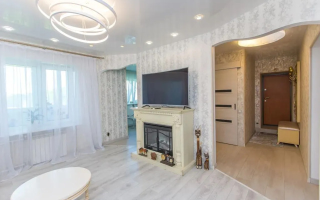 Na Prospekte Krasnogo Znameni 91 Flat