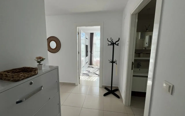 Апартаменты у моря 320 м с балконом