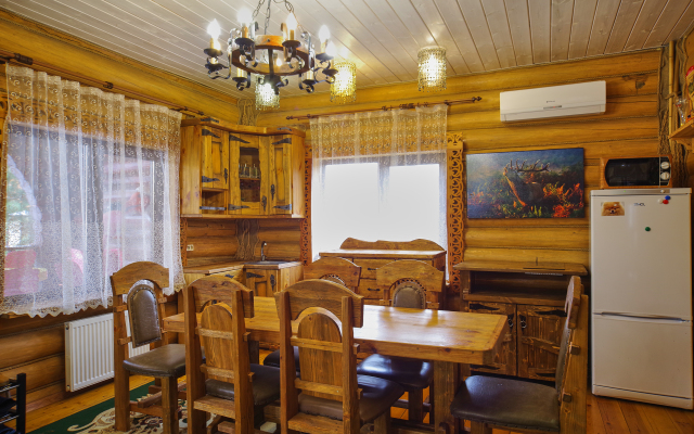Bannyij Kompleks v Eremino Guest House