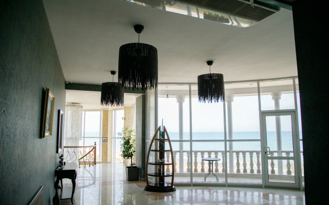Metropol Hotel