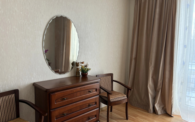 V Samom Tsentre Starogo Goroda Zelenogradska Flat