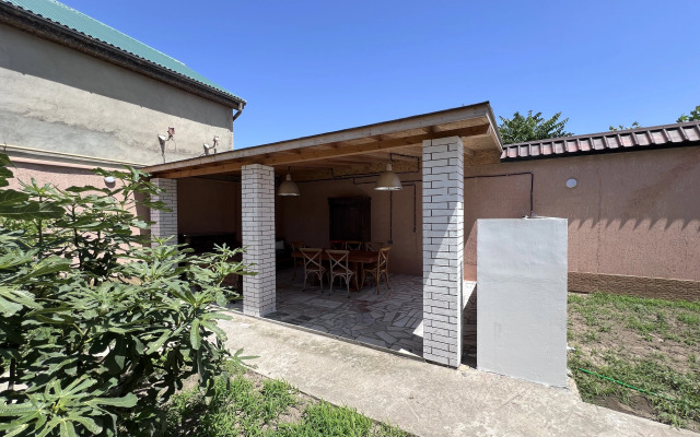 Частный дом просторный светлый на берегу Каспийского моря