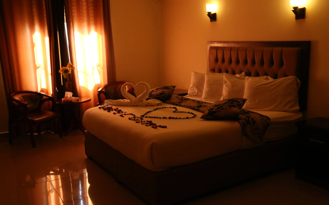 Grape Village Hotel