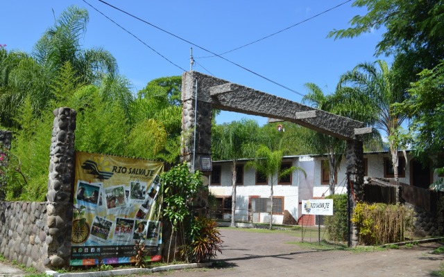 Campamento Río Salvaje Rotamundos Hotel