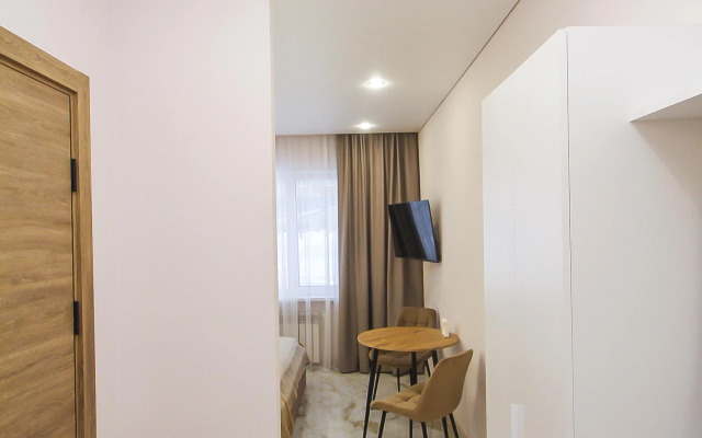 Sovremennaya Studiya Apartments
