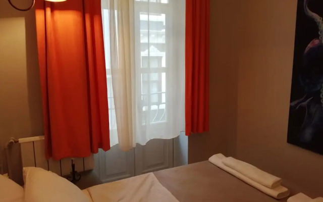 2 Bedroom Galata with Little Balcony Apartments