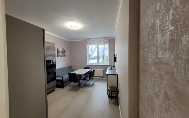Ulitsa Lipovoy Roschi 6 Apartments 6