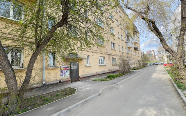 Na SHaposhnikova Apartments