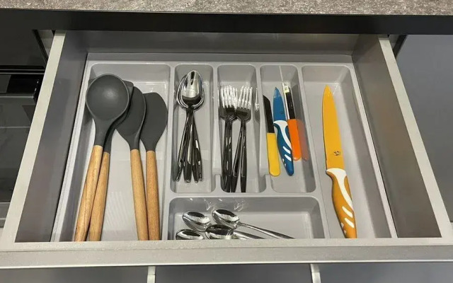 Novaya S Vidom Na Reku Flat