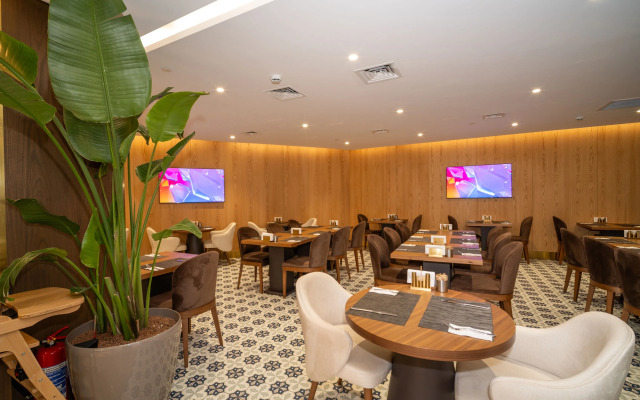 Rayelin Hotel Old Town