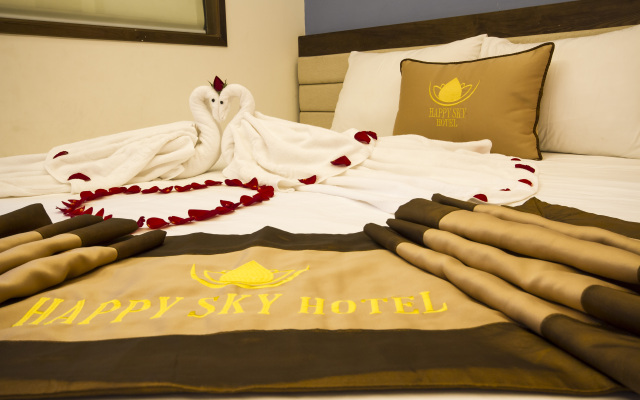 Happy Sky Hotel