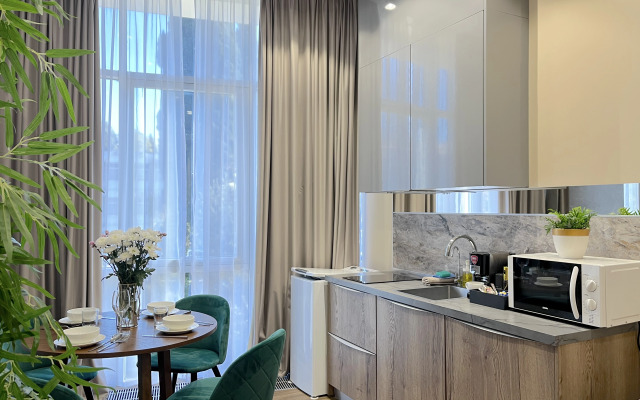 Апартаменты inSochi в центре с видом на Навагинскую N303