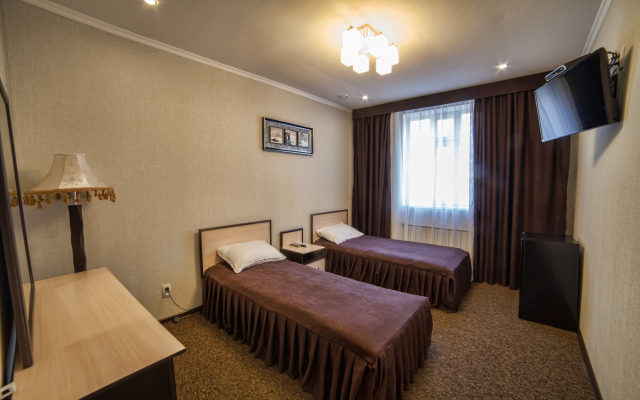 Izyum Guest House