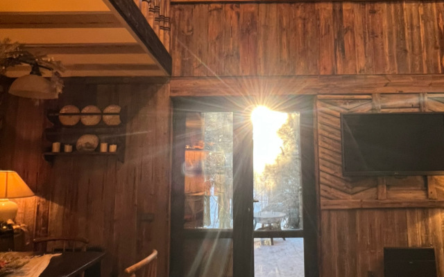 Domik V Lesu Guest House