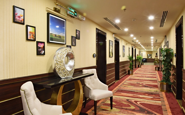 Отель Garden Plaza