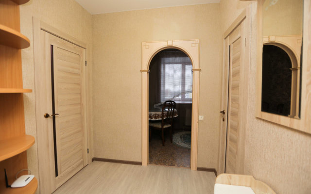 Dvuhmestnyie 16 Mikrorayon Apartments