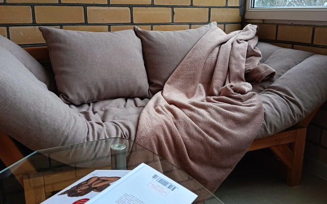 Na Verkhnem Ozere Flat