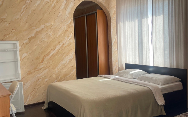 Viktor I Ya Guest House