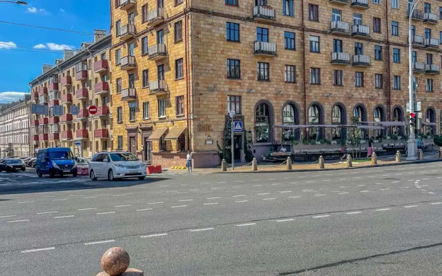Апартаменты Просторные в Сталинке в Самом Центре Минска