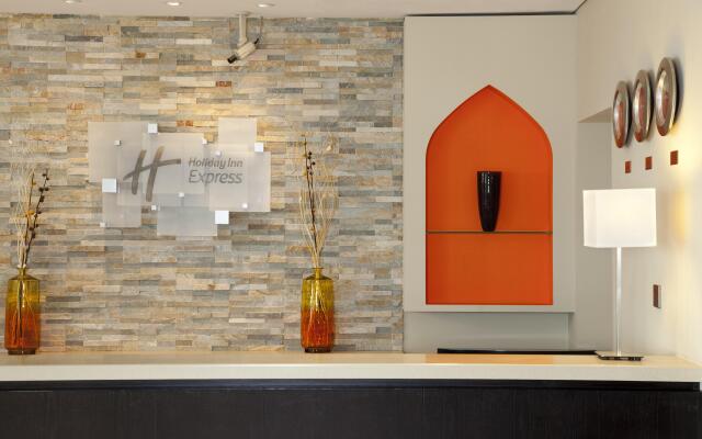 Holiday Inn Express Dubai Jumeirah by IHG